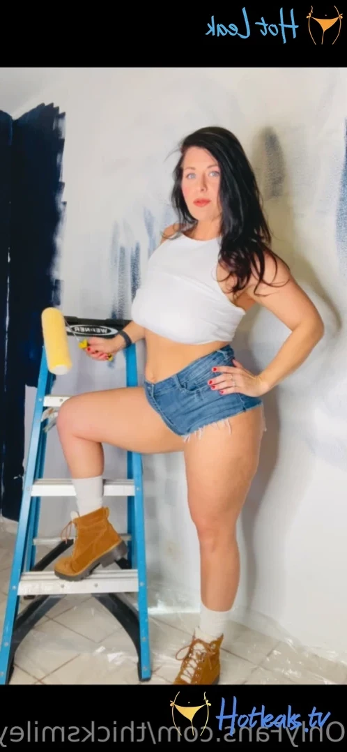 Thick and Sweet [ thicksmiley ] Onlyfans leaked photo 12884676 on Hotleaks.tv