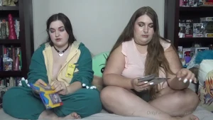 Lustfulgeek [ abbyandcourtney ] Onlyfans leaked video 2113662 on Hotleaks.tv