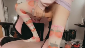 15854832