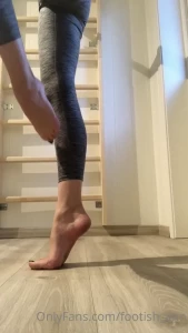 Anna Top 2.5% [ footish_ann ] Onlyfans leaked video 12435441 on Hotleaks.tv