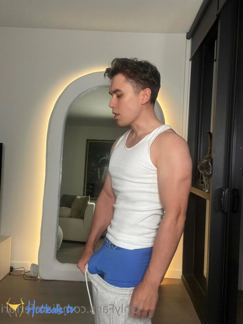 Liam Ferrari [ liamferrari ] Onlyfans leaked photo 2280836 on Hotleaks.tv