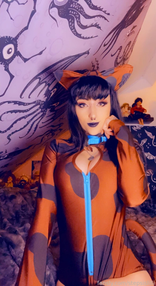 Step Sis Lilli | PROMOS [ stepsislilli ] Onlyfans leaked photo 18519822 on Hotleaks.tv