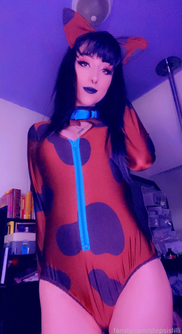 Step Sis Lilli | PROMOS [ stepsislilli ] Onlyfans leaked photo 18519825 on Hotleaks.tv