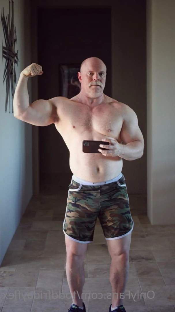 Todd [ toddfridayflex ] Onlyfans leaked photo 13263814 on Hotleaks.tv