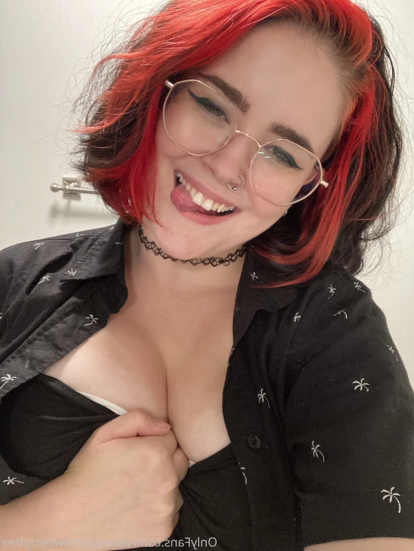 Vanessa (Free page) 🍓 [ vanessastrawberryfree ] Onlyfans leaked photo 6313696 on Hotleaks.tv