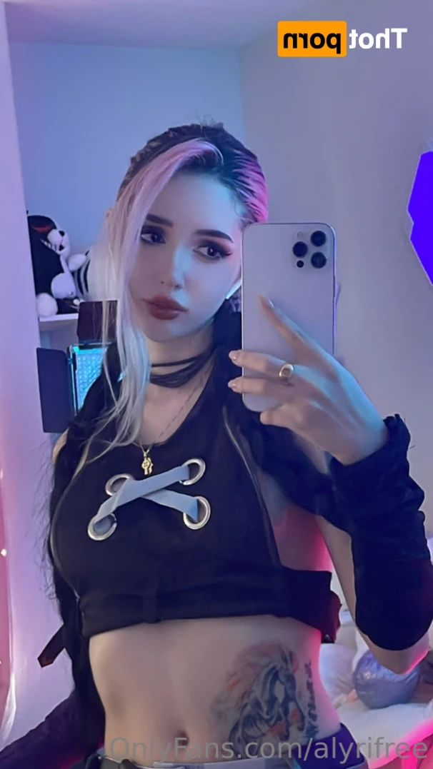 Alyri 😈 [ alyrifree ] Onlyfans leaked photo 12769984 on Hotleaks.tv