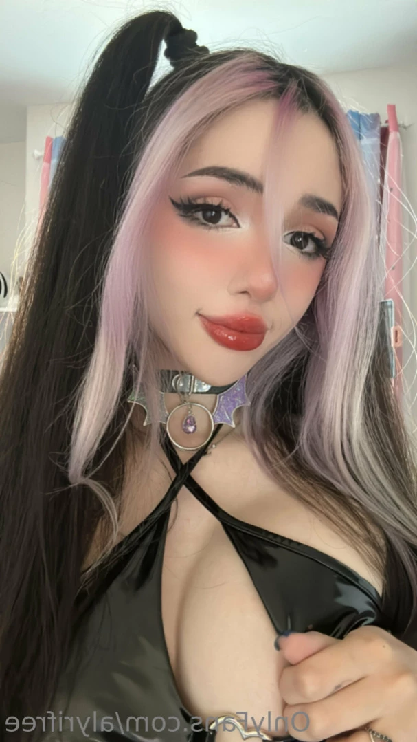 Alyri 😈 [ alyrifree ] Onlyfans leaked photo 16063216 on Hotleaks.tv
