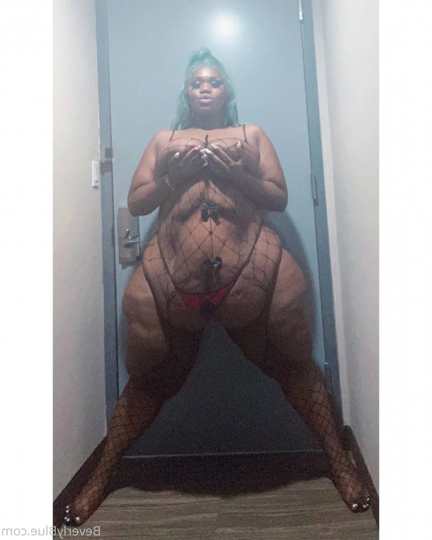 beverlyblue3x Onlyfans leaked photo 2270977 on Hotleaks.tv