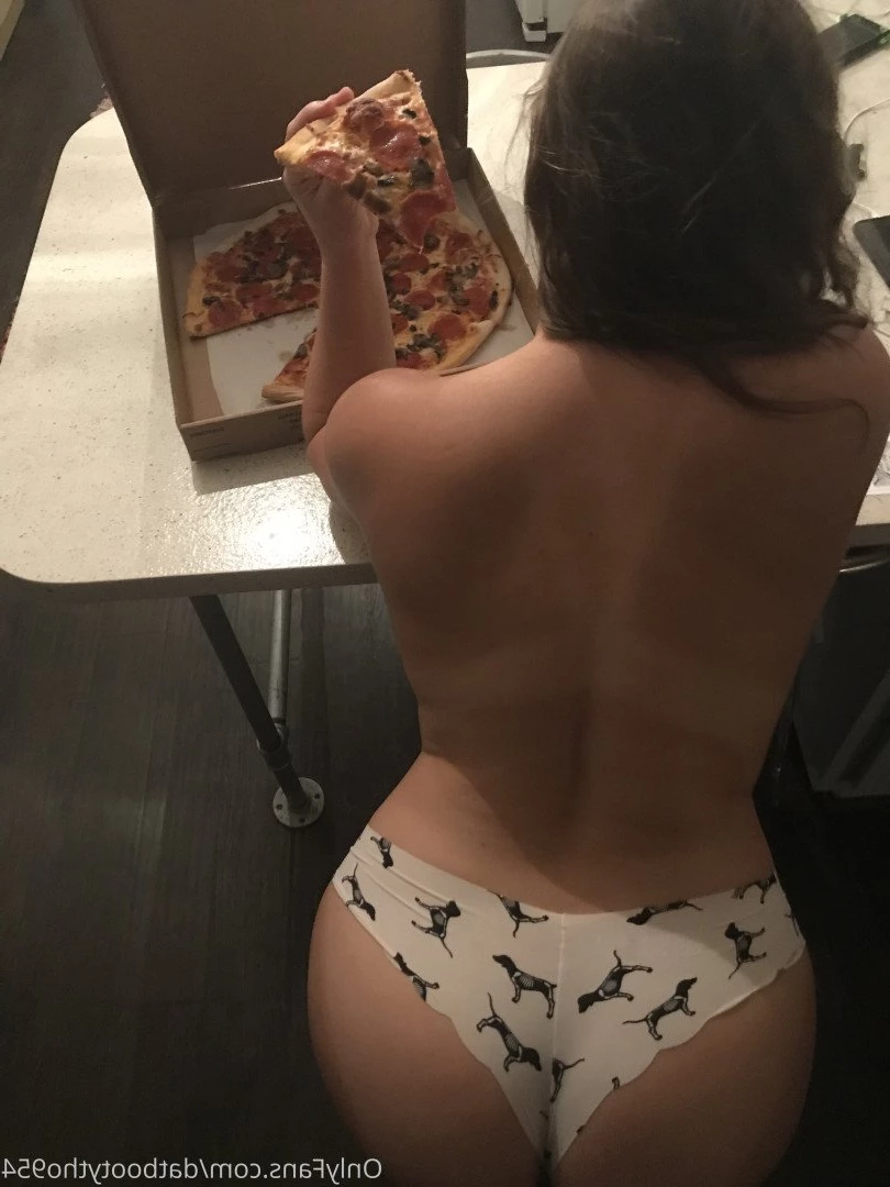 Datbootytho954 36DD, 44"🍑 NATURAL [ datbootytho954 ] Onlyfans leaked photo 4142448 on Hotleaks.tv