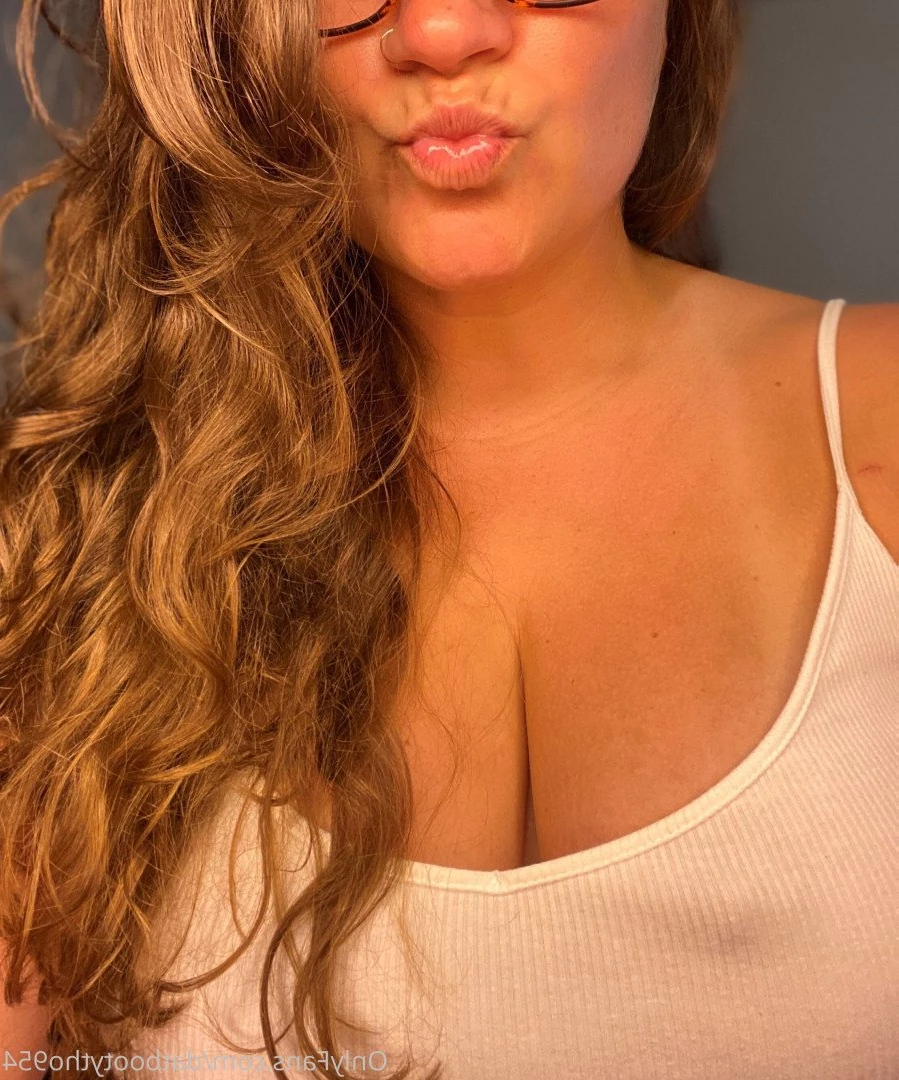 Datbootytho954 36DD, 44"🍑 NATURAL [ datbootytho954 ] Onlyfans leaked photo 4165914 on Hotleaks.tv