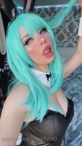 2809929