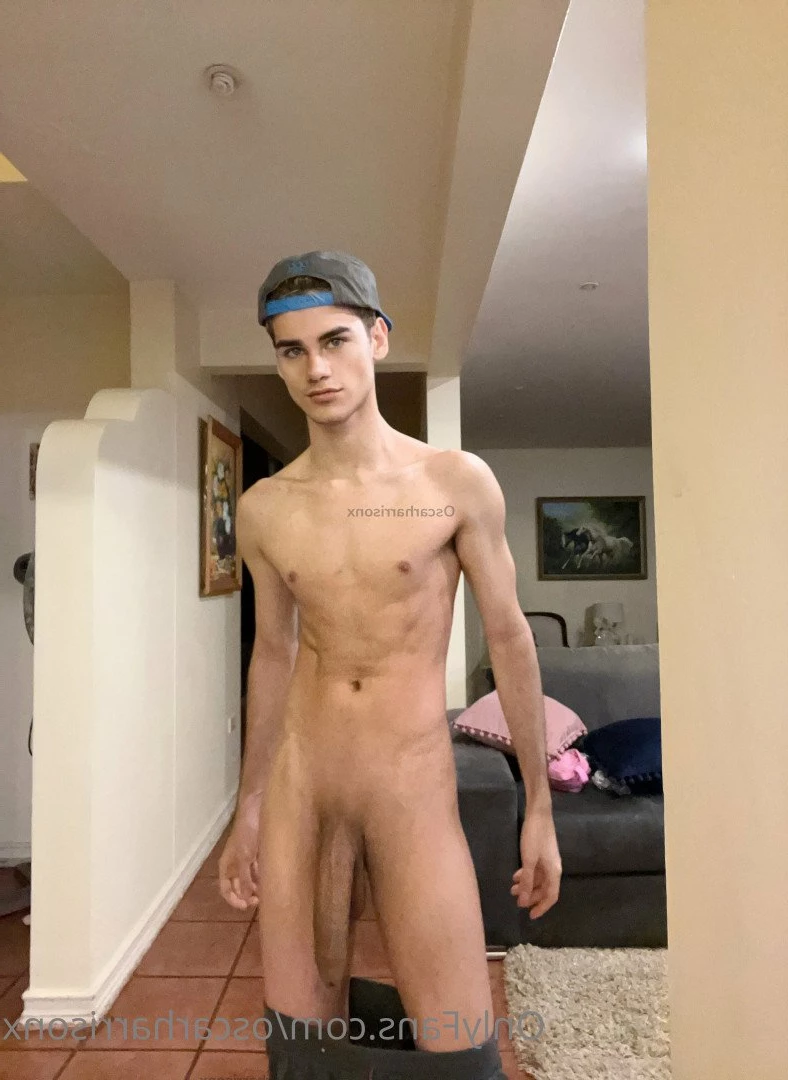 Oscar [ oscarharrisonx ] Onlyfans leaked photo 2270152 on Hotleaks.tv