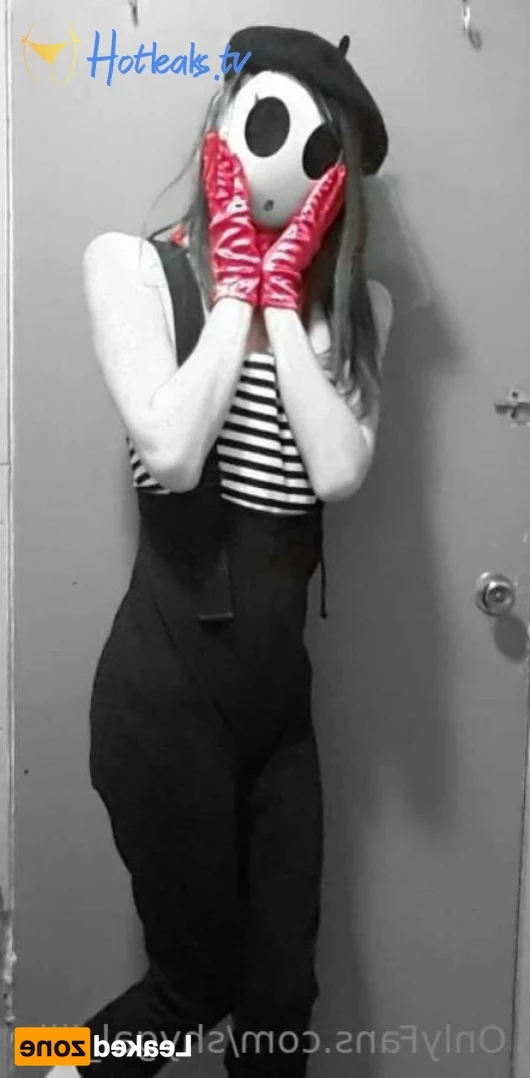 ShyGal Lilly! [ shygal_lilly ] Onlyfans leaked photo 14496565 on Hotleaks.tv