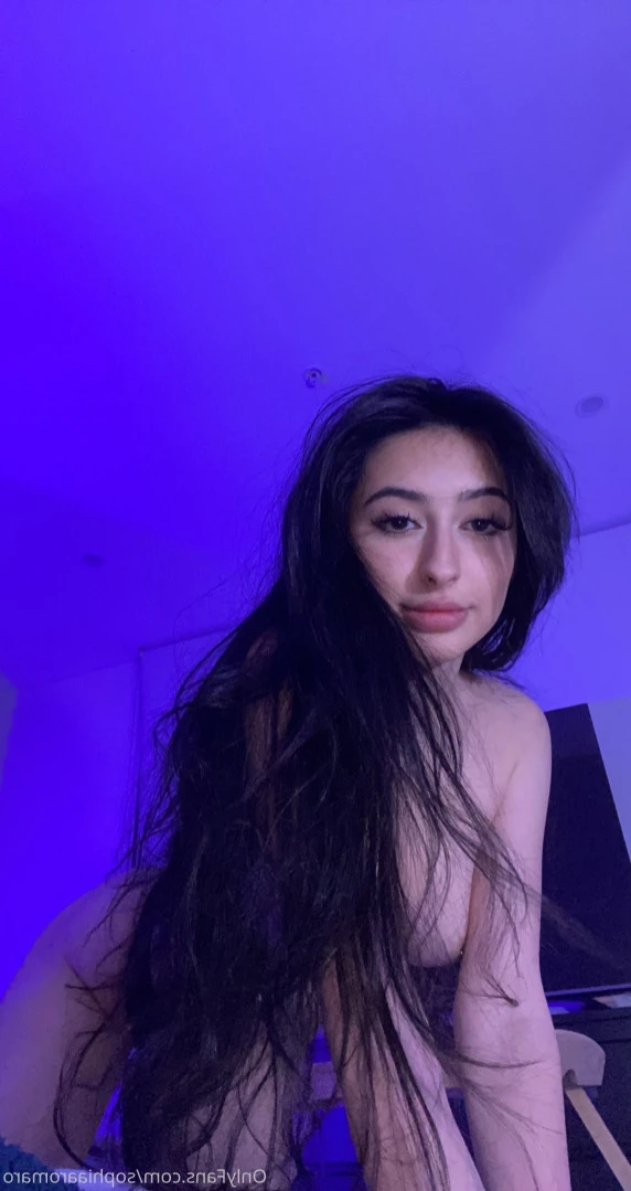 Sophia [ sophiaaromaro ] Onlyfans leaked photo 14420425 on Hotleaks.tv