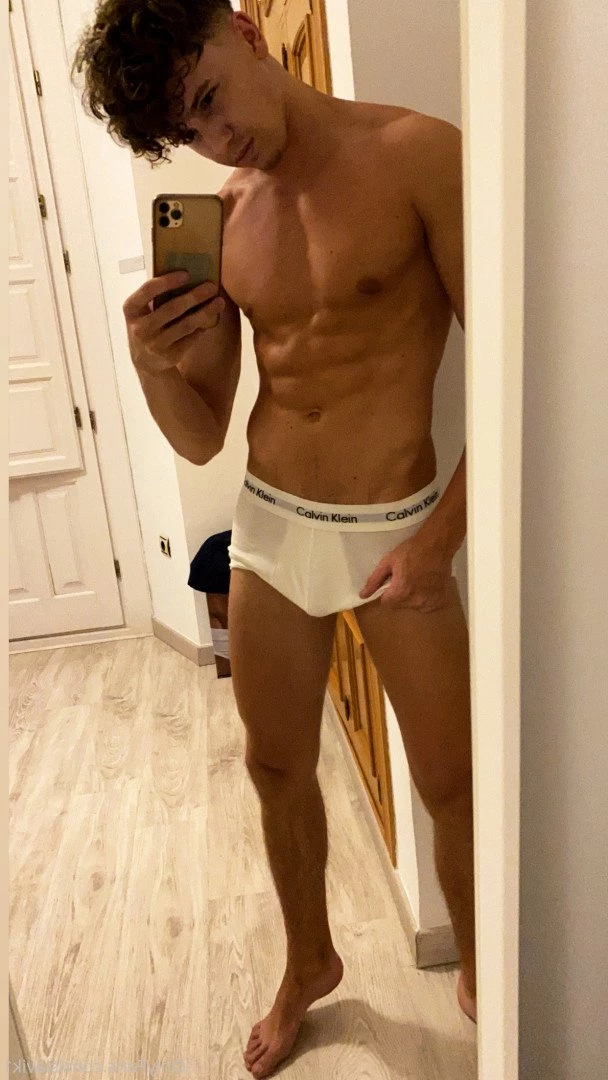 Yarik VIP Top 0.2%  (Slavik) [ yarik1 ] Onlyfans leaked photo 2268154 on Hotleaks.tv