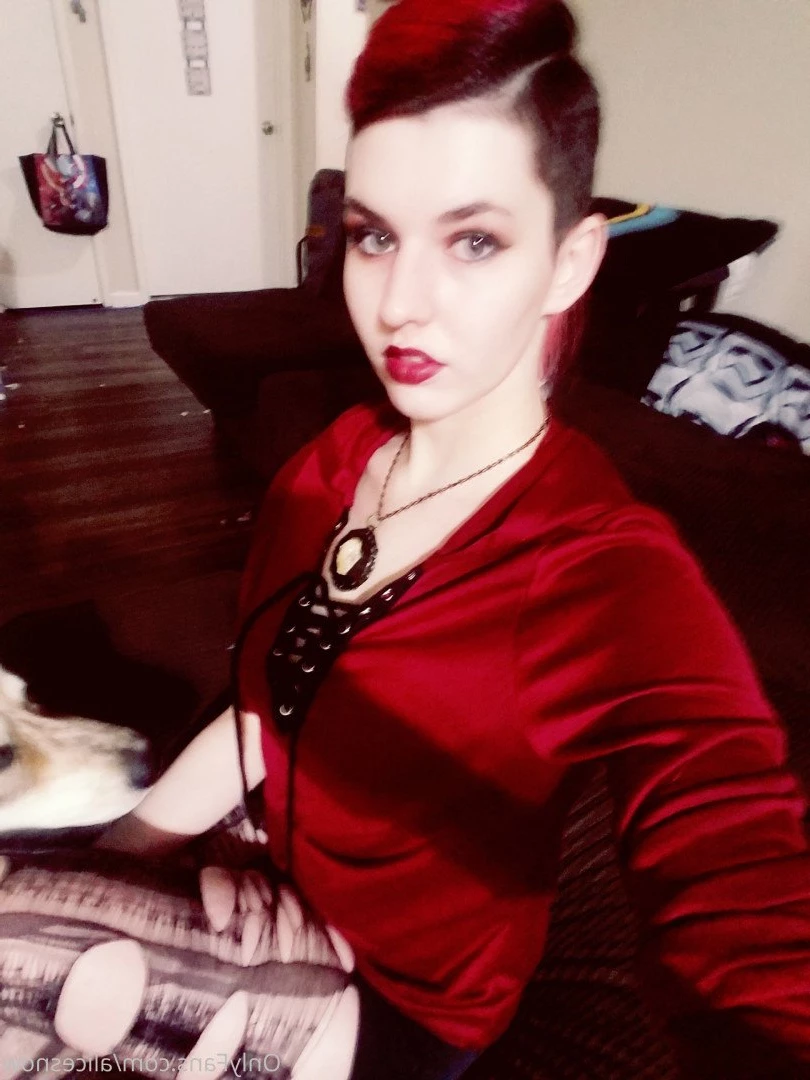 Alice ~ Big Tittied Goth Girlfriend [ alicesnow ] Onlyfans leaked photo 4208812 on Hotleaks.tv
