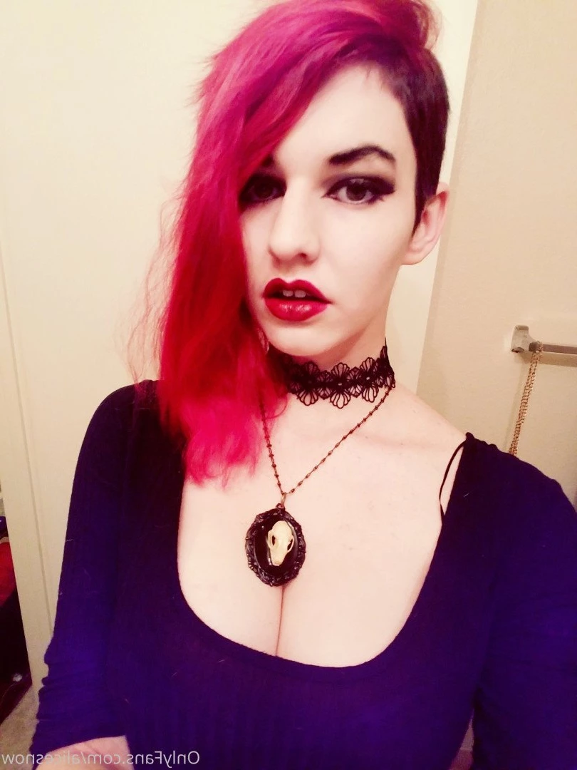 Alice ~ Big Tittied Goth Girlfriend [ alicesnow ] Onlyfans leaked photo 4210629 on Hotleaks.tv