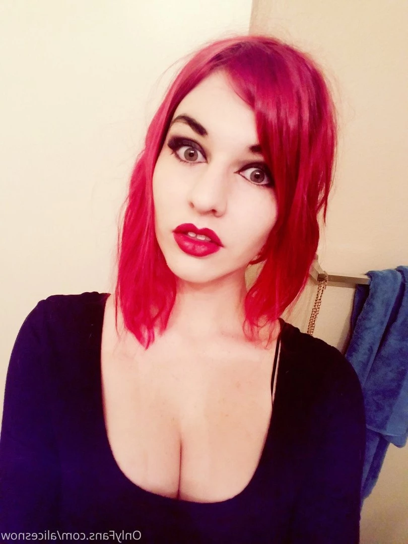 Alice ~ Big Tittied Goth Girlfriend [ alicesnow ] Onlyfans leaked photo 4212354 on Hotleaks.tv