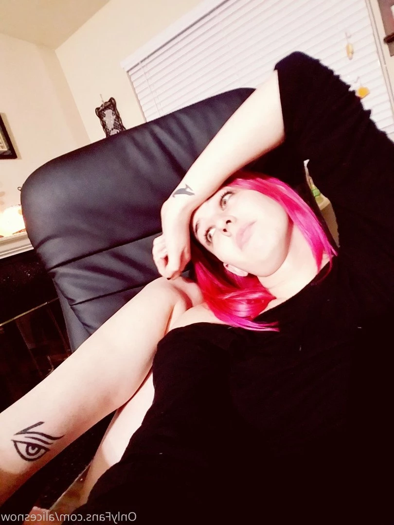 Alice ~ Big Tittied Goth Girlfriend [ alicesnow ] Onlyfans leaked photo 4220133 on Hotleaks.tv