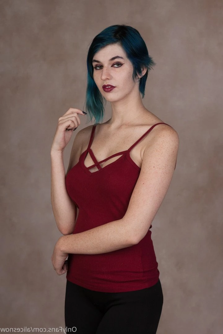 Alice ~ Big Tittied Goth Girlfriend [ alicesnow ] Onlyfans leaked photo 4229315 on Hotleaks.tv