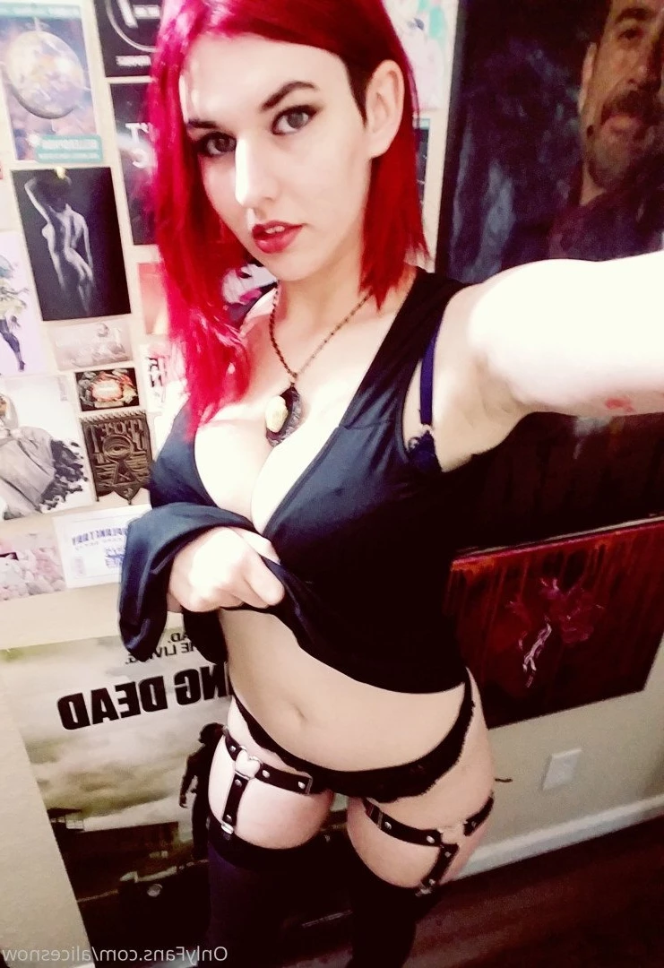 Alice ~ Big Tittied Goth Girlfriend [ alicesnow ] Onlyfans leaked photo 4231640 on Hotleaks.tv