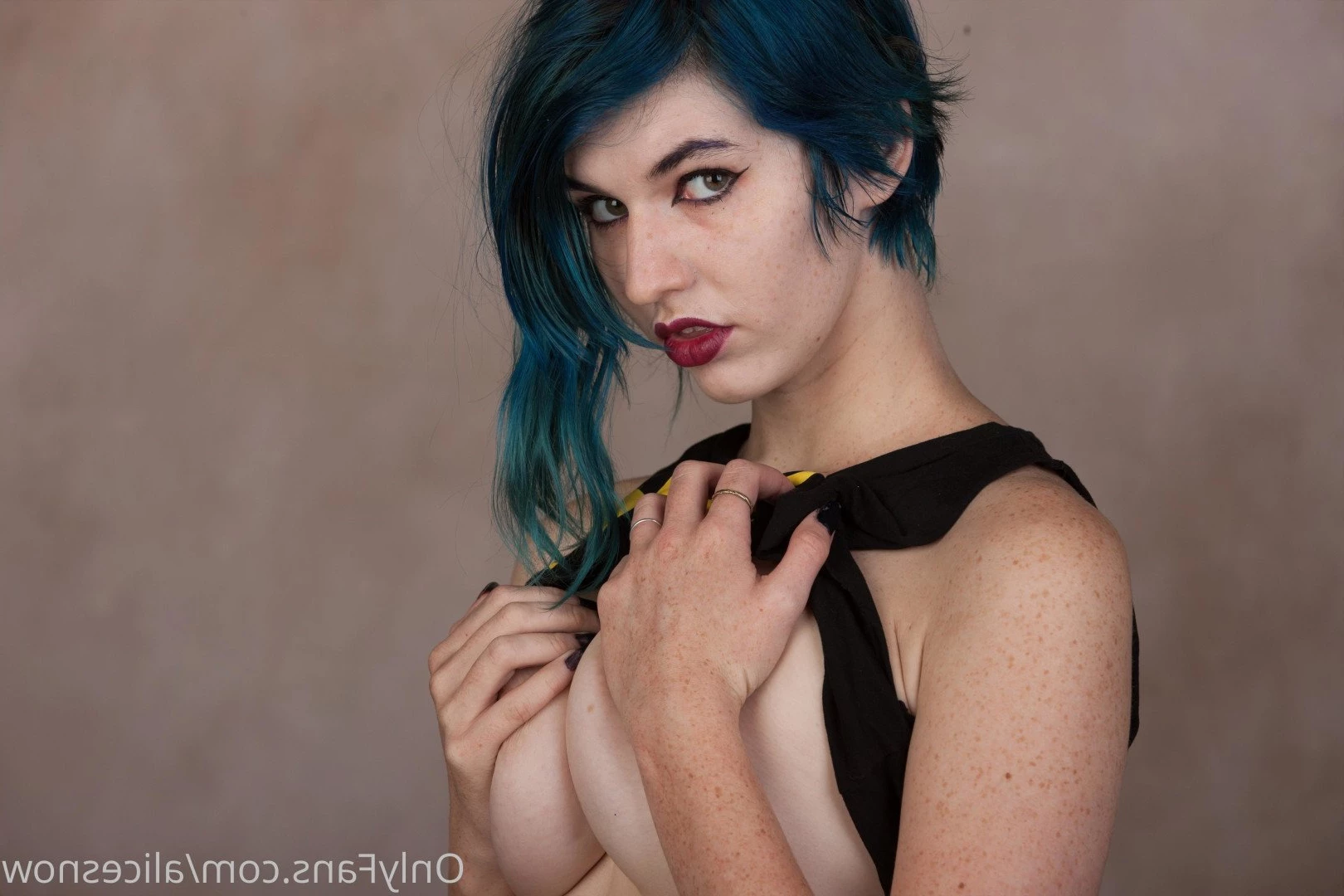 Alice ~ Big Tittied Goth Girlfriend [ alicesnow ] Onlyfans leaked photo 4235051 on Hotleaks.tv