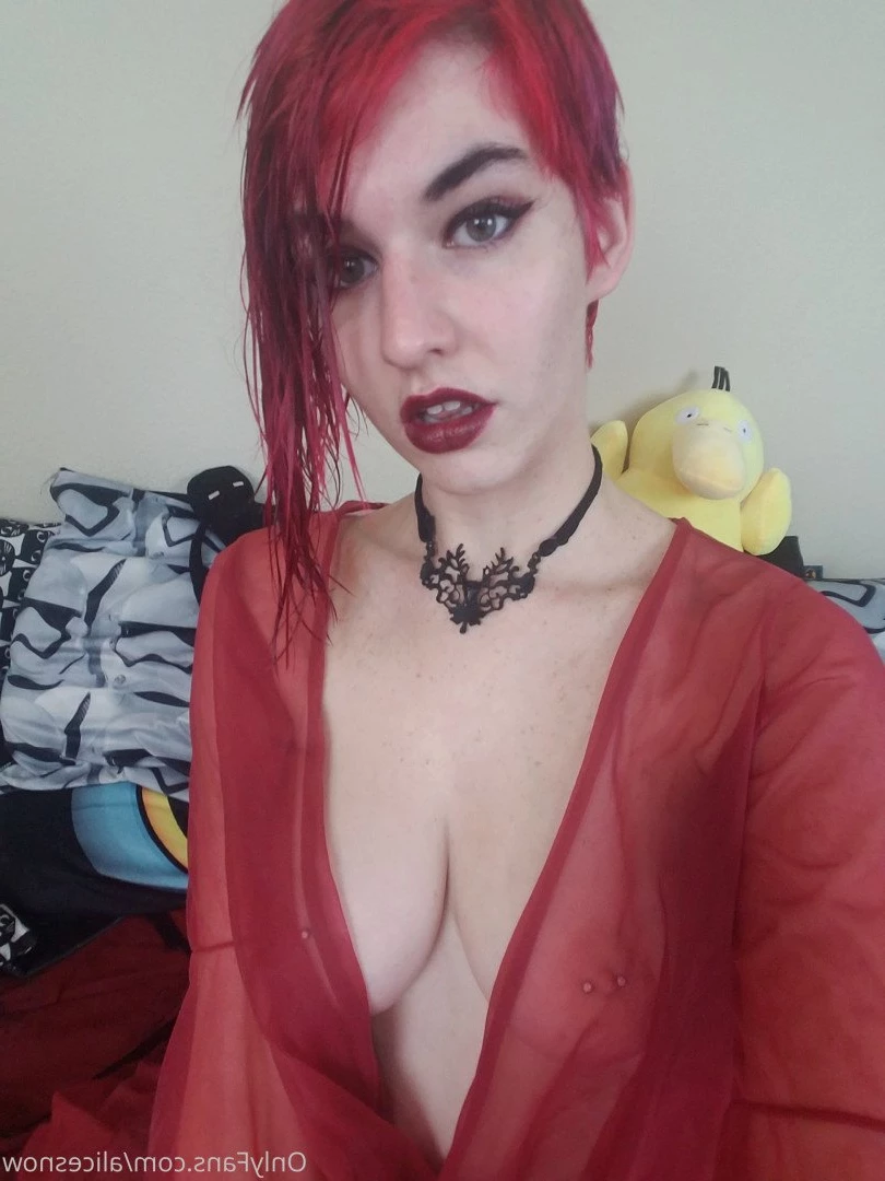 Alice ~ Big Tittied Goth Girlfriend [ alicesnow ] Onlyfans leaked photo 4237699 on Hotleaks.tv