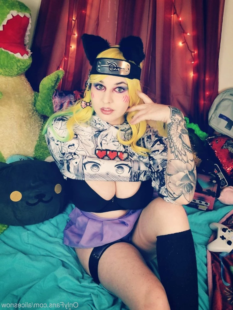 Alice ~ Big Tittied Goth Girlfriend [ alicesnow ] Onlyfans leaked photo 4238623 on Hotleaks.tv