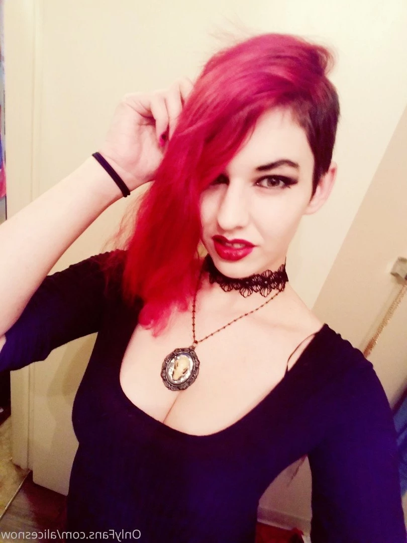 Alice ~ Big Tittied Goth Girlfriend [ alicesnow ] Onlyfans leaked photo 4242152 on Hotleaks.tv