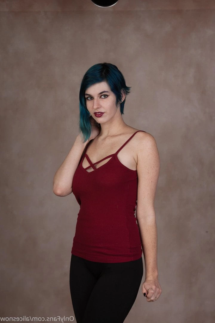 Alice ~ Big Tittied Goth Girlfriend [ alicesnow ] Onlyfans leaked photo 4249483 on Hotleaks.tv