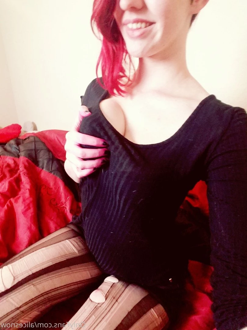 Alice ~ Big Tittied Goth Girlfriend [ alicesnow ] Onlyfans leaked photo 4250266 on Hotleaks.tv