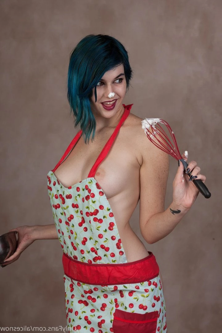 Alice ~ Big Tittied Goth Girlfriend [ alicesnow ] Onlyfans leaked photo 4254651 on Hotleaks.tv