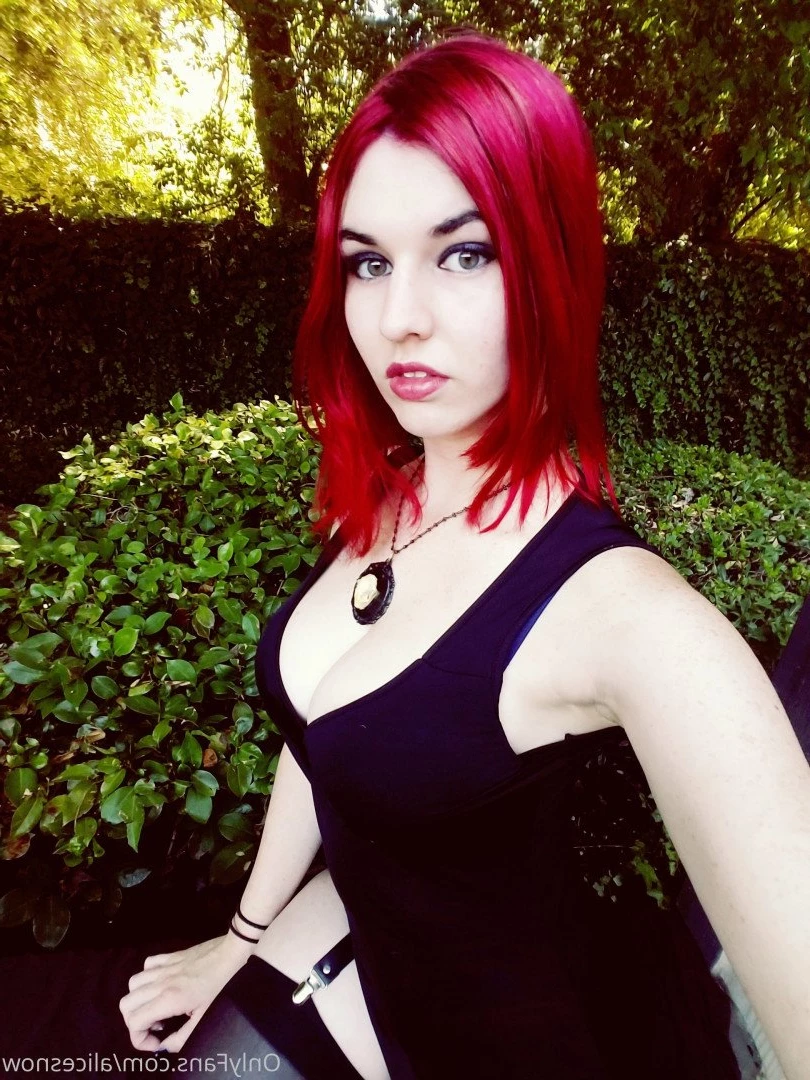 Alice ~ Big Tittied Goth Girlfriend [ alicesnow ] Onlyfans leaked photo 4258803 on Hotleaks.tv