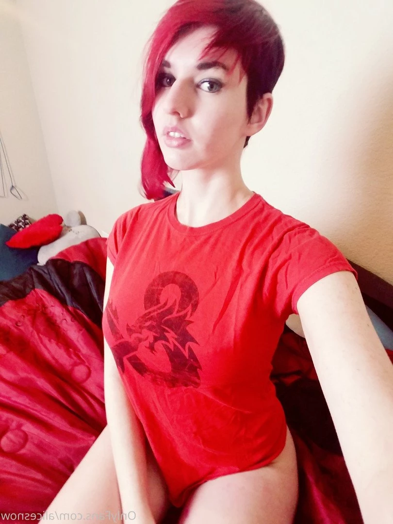 Alice ~ Big Tittied Goth Girlfriend [ alicesnow ] Onlyfans leaked photo 4262084 on Hotleaks.tv