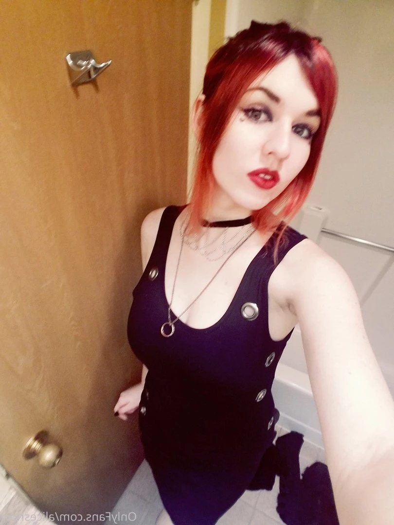 Alice ~ Big Tittied Goth Girlfriend [ alicesnow ] Onlyfans leaked photo 4265398 on Hotleaks.tv