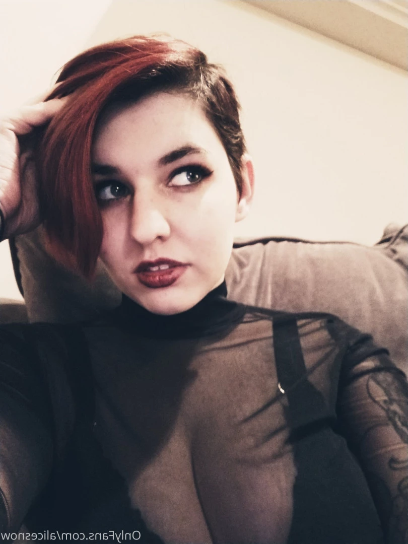Alice ~ Big Tittied Goth Girlfriend [ alicesnow ] Onlyfans leaked photo 9993564 on Hotleaks.tv