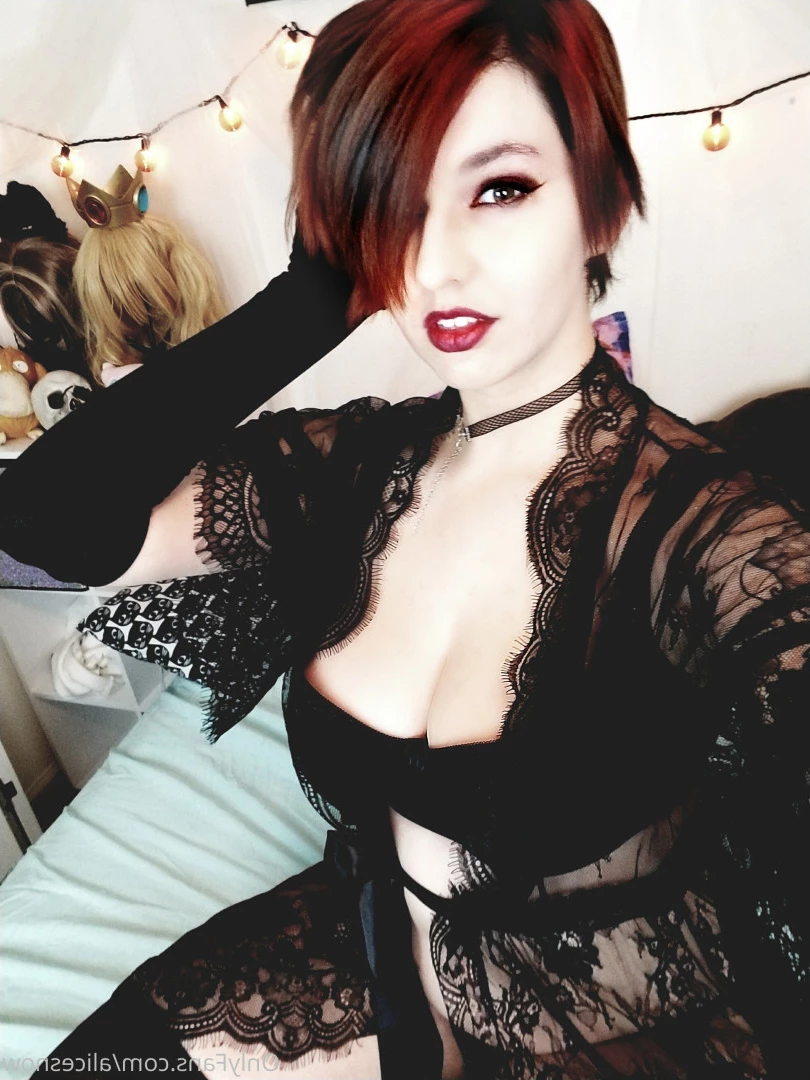 Alice ~ Big Tittied Goth Girlfriend [ alicesnow ] Onlyfans leaked photo 9996111 on Hotleaks.tv