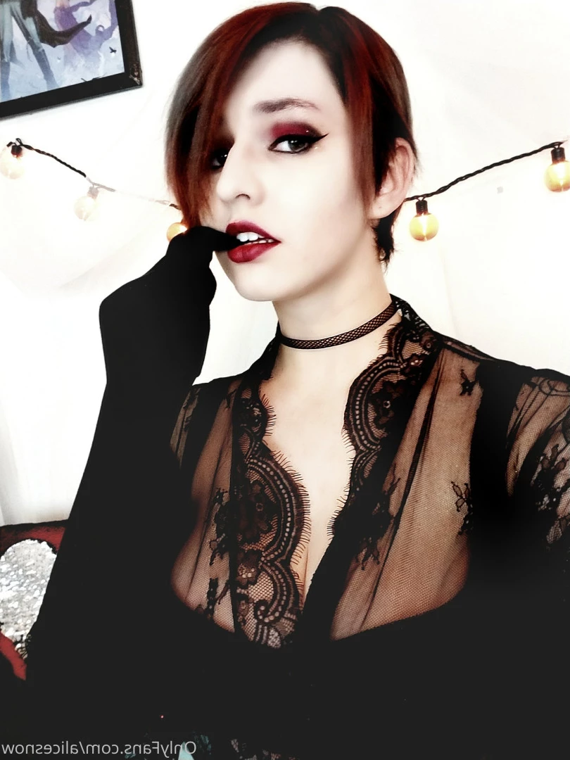 Alice ~ Big Tittied Goth Girlfriend [ alicesnow ] Onlyfans leaked photo 9998036 on Hotleaks.tv