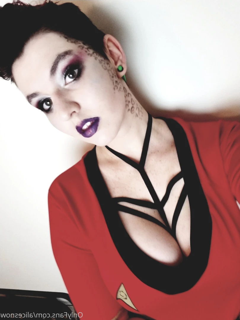 Alice ~ Big Tittied Goth Girlfriend [ alicesnow ] Onlyfans leaked photo 9998051 on Hotleaks.tv