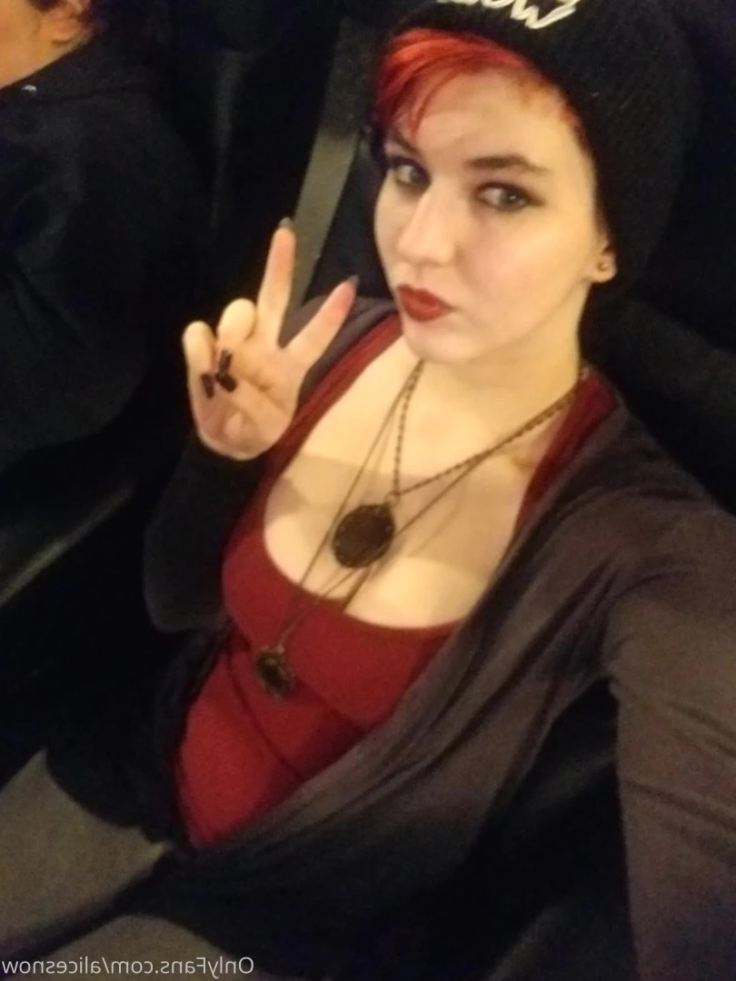 Alice ~ Big Tittied Goth Girlfriend [ alicesnow ] Onlyfans leaked photo 9998626 on Hotleaks.tv