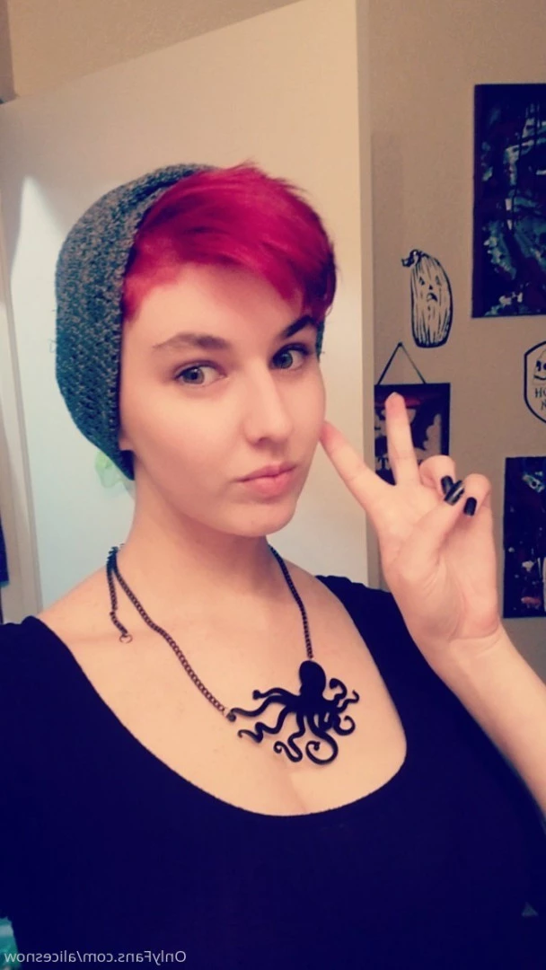 Alice ~ Big Tittied Goth Girlfriend [ alicesnow ] Onlyfans leaked photo 9998795 on Hotleaks.tv