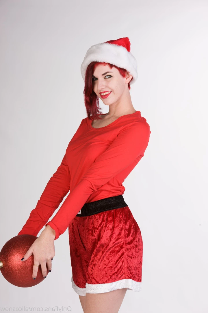 Alice ~ Big Tittied Goth Girlfriend [ alicesnow ] Onlyfans leaked photo 9998960 on Hotleaks.tv