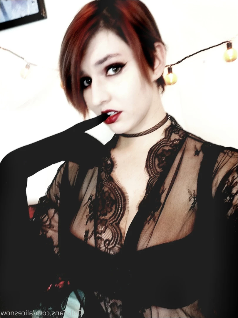 Alice ~ Big Tittied Goth Girlfriend [ alicesnow ] Onlyfans leaked photo 9999528 on Hotleaks.tv