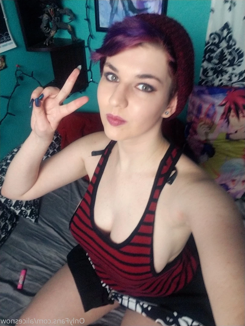 Alice ~ Big Tittied Goth Girlfriend [ alicesnow ] Onlyfans leaked photo 10000901 on Hotleaks.tv