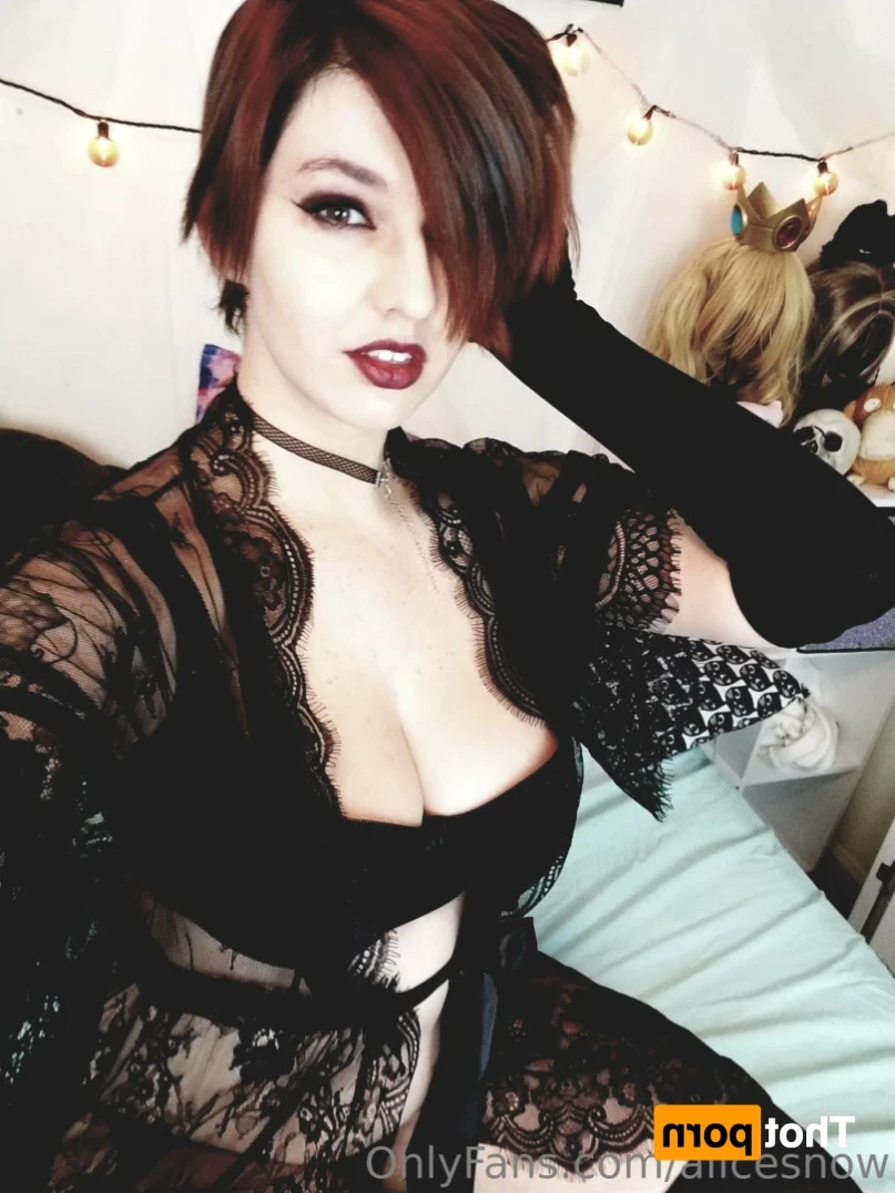 Alice ~ Big Tittied Goth Girlfriend [ alicesnow ] Onlyfans leaked photo 10885724 on Hotleaks.tv