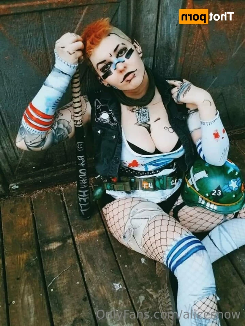 Alice ~ Big Tittied Goth Girlfriend [ alicesnow ] Onlyfans leaked photo 11432329 on Hotleaks.tv