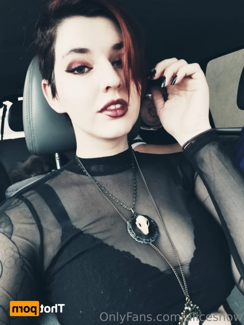 Alice ~ Big Tittied Goth Girlfriend [ alicesnow ] Onlyfans leaked photo 11480220 on Hotleaks.tv