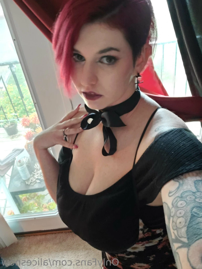 Alice ~ Big Tittied Goth Girlfriend [ alicesnow ] Onlyfans leaked photo 11575447 on Hotleaks.tv