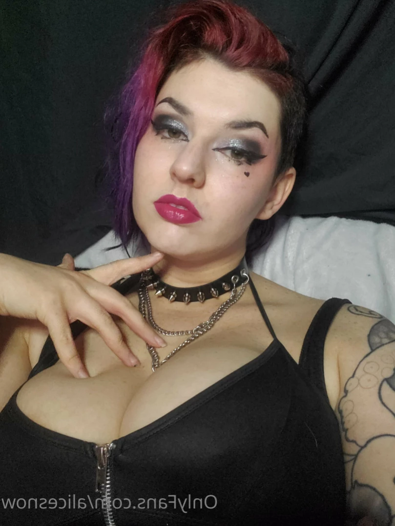 Alice ~ Big Tittied Goth Girlfriend [ alicesnow ] Onlyfans leaked photo 11616806 on Hotleaks.tv