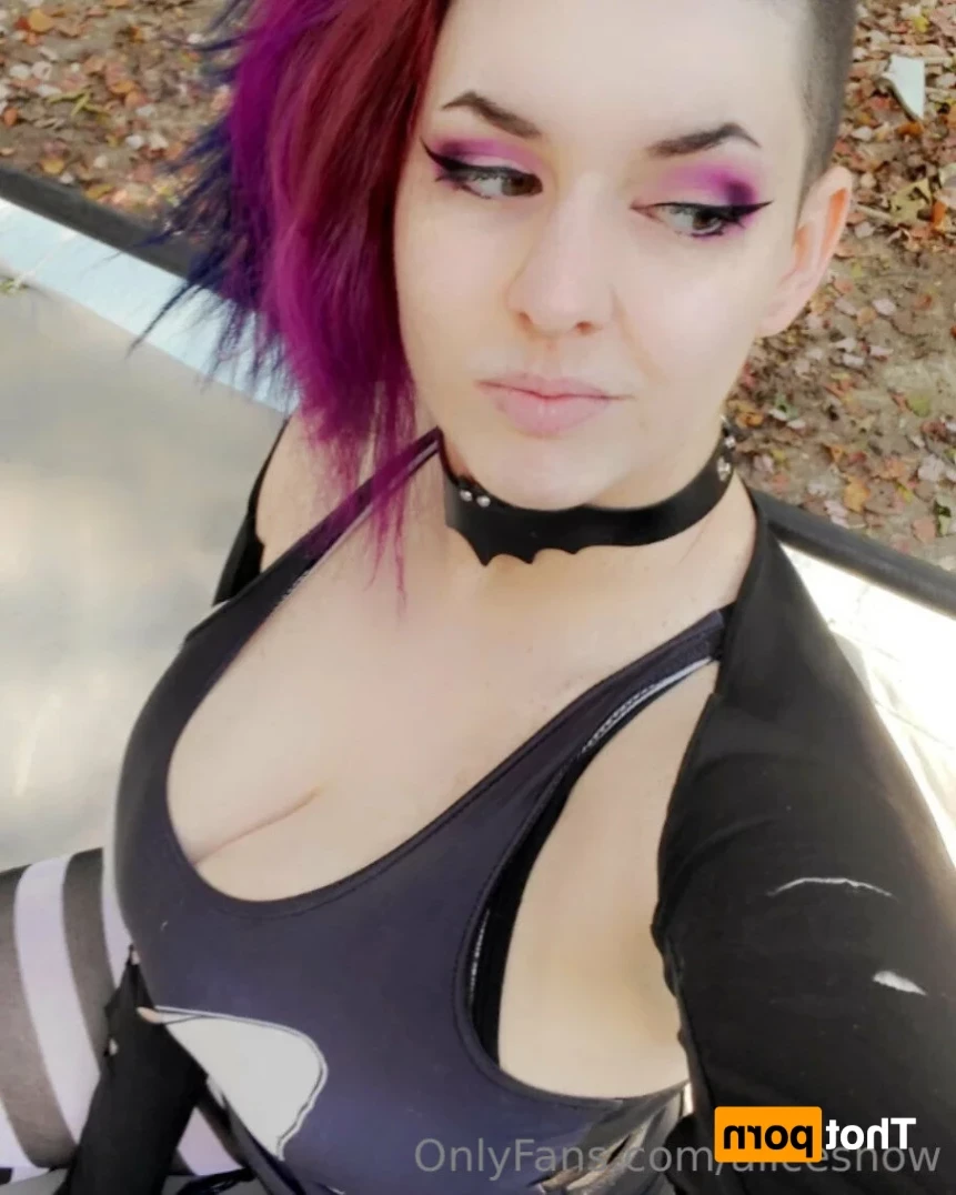 Alice ~ Big Tittied Goth Girlfriend [ alicesnow ] Onlyfans leaked photo 16231253 on Hotleaks.tv